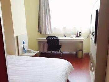 Hanting Hotel Ji'Nan Jingliu Road Jinan Esterno foto